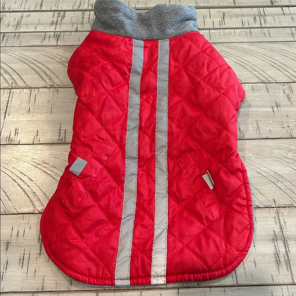 Small Dog Jackets Bundle of 2 Red & Blue Lightweight Velcro Closure Size Medium